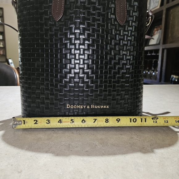 Dooney and Bourke - Picture 5 of 6